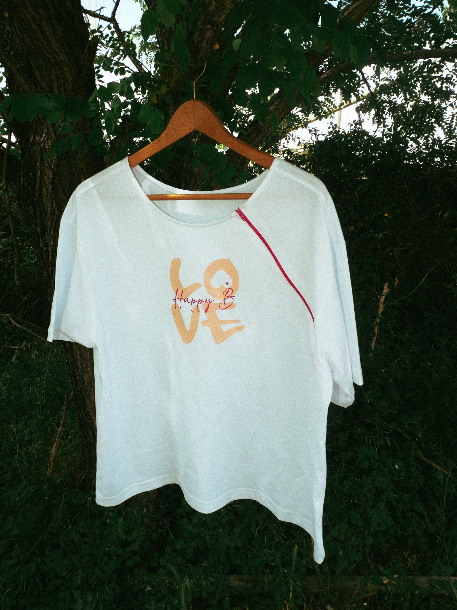 QUEEN LOVE shirt