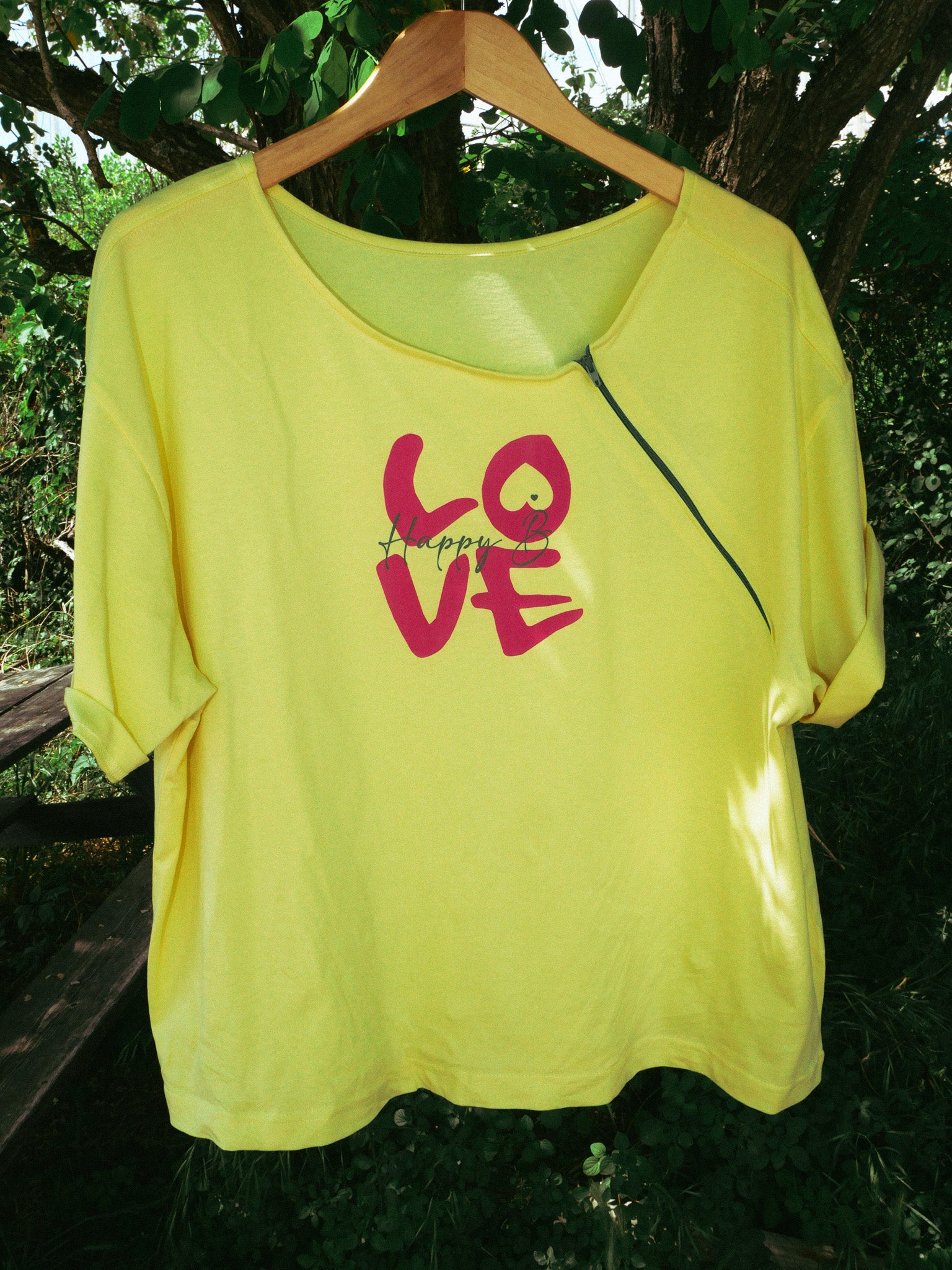 QUEEN LOVE shirt